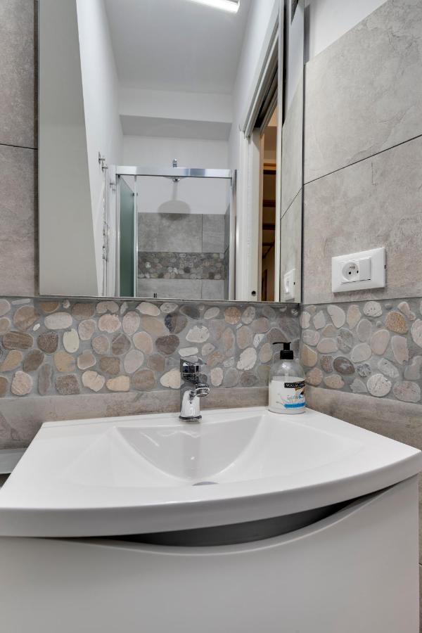 Apartamento Duplex Des Sablettes Menton Exterior foto